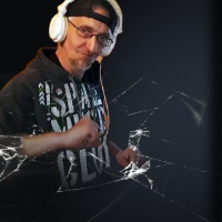 Mike van Revos